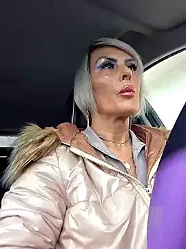 KirraWhite from StripChat is Freechat