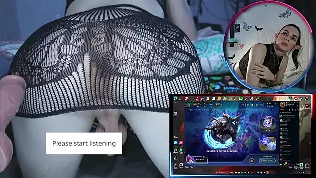 Girls and cam to cam: Watch as these sophisticated entertainers uncover their stunning costumes and curvaceous curves online!