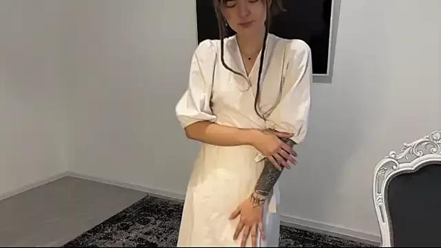 kitty4k from StripChat is Freechat