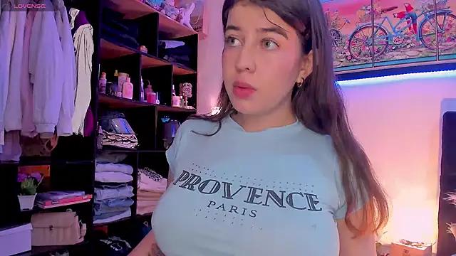 Girls and cam to cam: Watch as these sophisticated entertainers uncover their stunning costumes and curvaceous curves online!