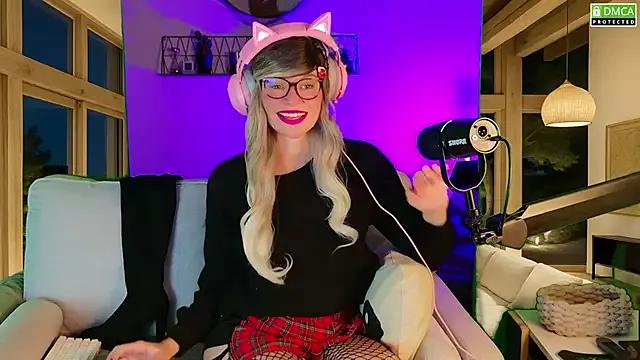 Girls and cam to cam: Watch as these sophisticated entertainers uncover their stunning costumes and curvaceous curves online!