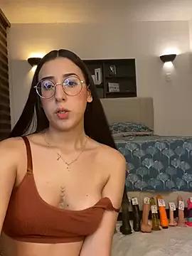 Girls and cam to cam: Watch as these sophisticated entertainers uncover their stunning costumes and curvaceous curves online!