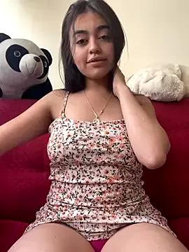 KityOlivia from StripChat is Freechat
