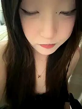 kkkiii889 from StripChat