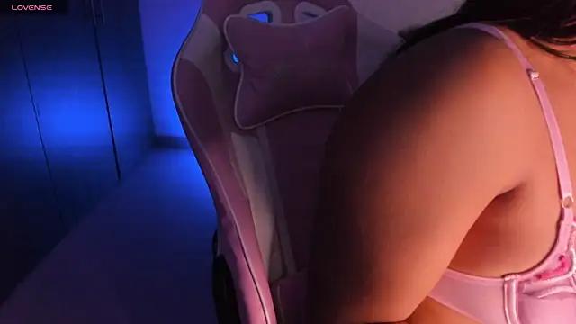 Girls and cam to cam: Watch as these sophisticated entertainers uncover their stunning costumes and curvaceous curves online!
