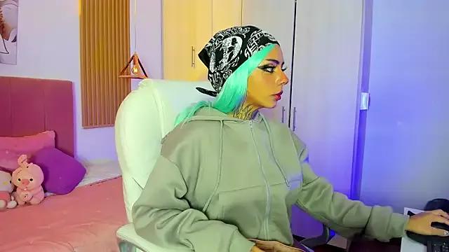 Girls and cam to cam: Watch as these sophisticated entertainers uncover their stunning costumes and curvaceous curves online!