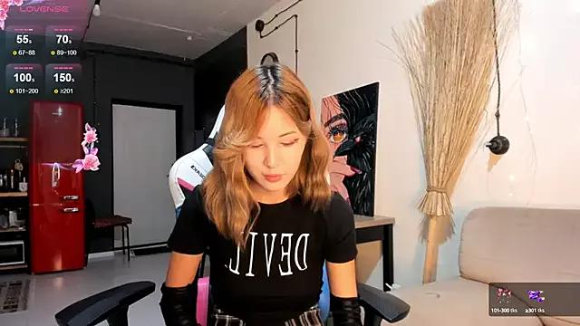 Korean_blink from StripChat is Freechat