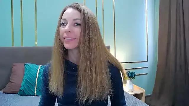 KrissBird from StripChat is Freechat
