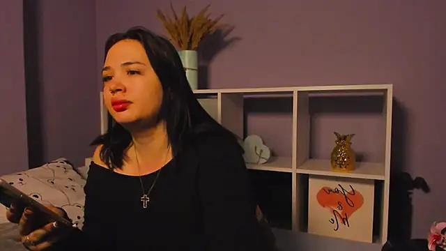 KristyMoss from StripChat is Freechat