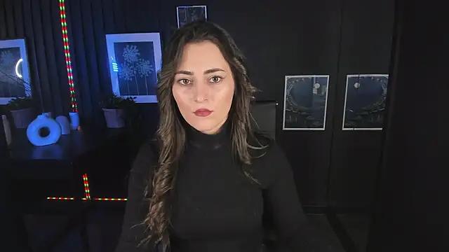 Girls and cam to cam: Watch as these sophisticated entertainers uncover their stunning costumes and curvaceous curves online!