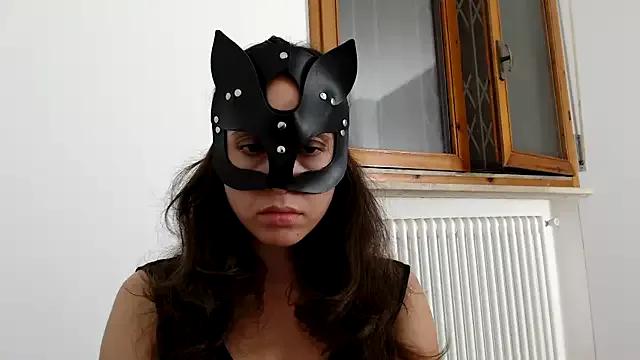 L_Sofia from StripChat is Freechat