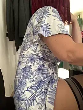 Girls and cam to cam: Watch as these sophisticated entertainers uncover their stunning costumes and curvaceous curves online!