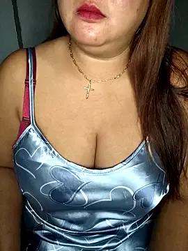 lady_rosie from StripChat is Freechat