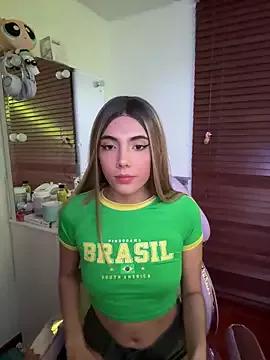 LadyCandy25 from StripChat is Freechat