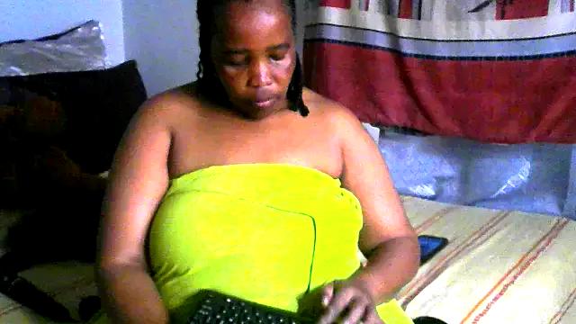 LadyLillyX from StripChat is Freechat
