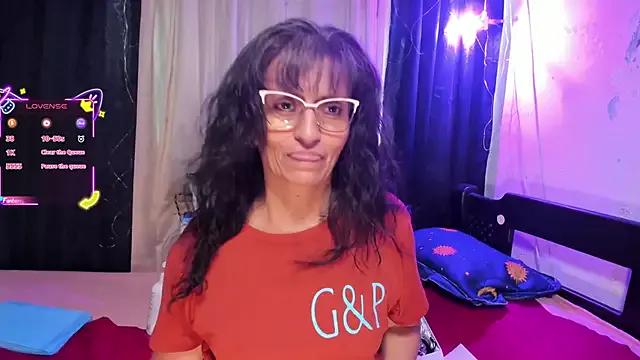 Girls and cam to cam: Watch as these sophisticated entertainers uncover their stunning costumes and curvaceous curves online!