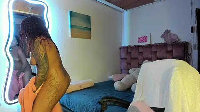 Girls and cam to cam: Watch as these sophisticated entertainers uncover their stunning costumes and curvaceous curves online!