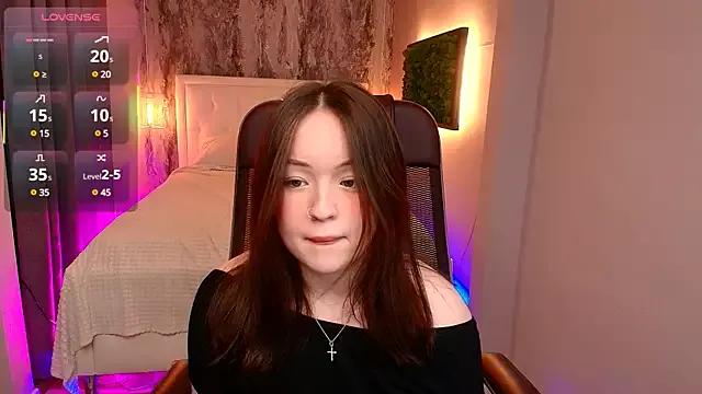 Girls and cam to cam: Watch as these sophisticated entertainers uncover their stunning costumes and curvaceous curves online!