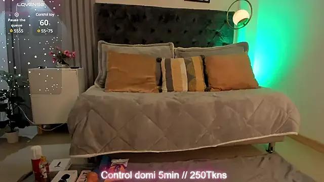 Girls and cam to cam: Watch as these sophisticated entertainers uncover their stunning costumes and curvaceous curves online!