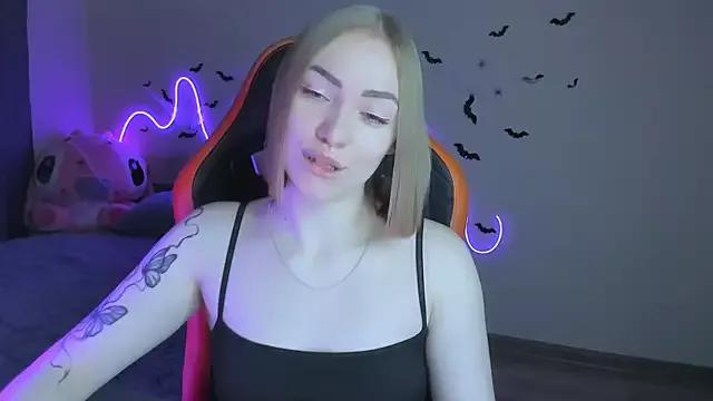 LaraKrein_lk from StripChat is Freechat