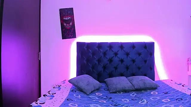 Girls and cam to cam: Watch as these sophisticated entertainers uncover their stunning costumes and curvaceous curves online!