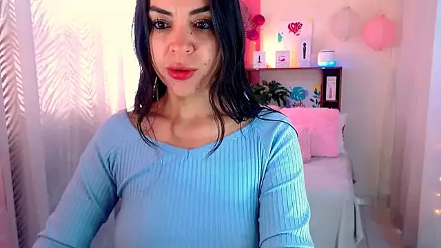 Girls and cam to cam: Watch as these sophisticated entertainers uncover their stunning costumes and curvaceous curves online!