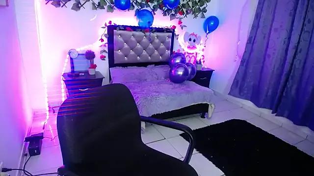 Girls and cam to cam: Watch as these sophisticated entertainers uncover their stunning costumes and curvaceous curves online!
