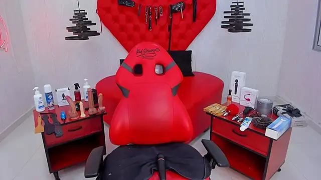 Girls and cam to cam: Watch as these sophisticated entertainers uncover their stunning costumes and curvaceous curves online!