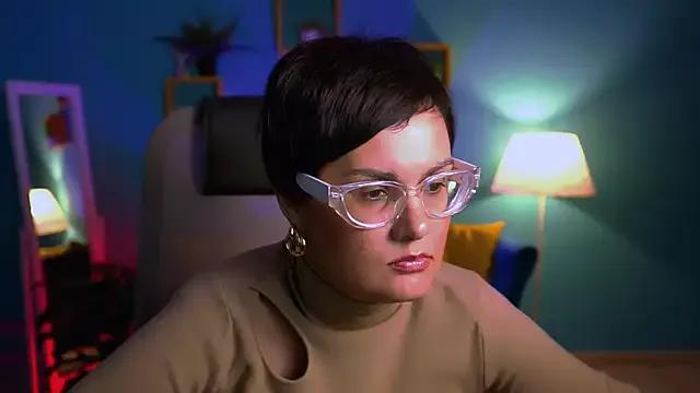 Girls and cam to cam: Watch as these sophisticated entertainers uncover their stunning costumes and curvaceous curves online!