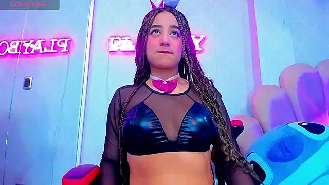 Girls and cam to cam: Watch as these sophisticated entertainers uncover their stunning costumes and curvaceous curves online!
