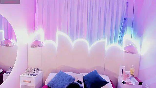Girls and cam to cam: Watch as these sophisticated entertainers uncover their stunning costumes and curvaceous curves online!