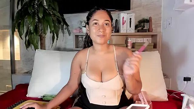 Girls and cam to cam: Watch as these sophisticated entertainers uncover their stunning costumes and curvaceous curves online!