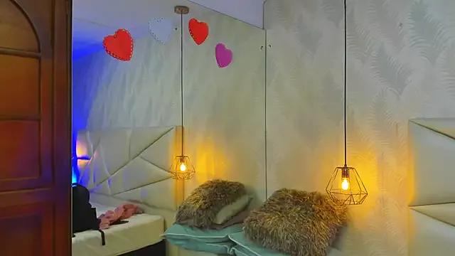 Girls and cam to cam: Watch as these sophisticated entertainers uncover their stunning costumes and curvaceous curves online!