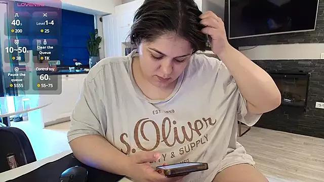 Girls and cam to cam: Watch as these sophisticated entertainers uncover their stunning costumes and curvaceous curves online!