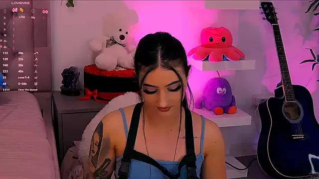 Girls and cam to cam: Watch as these sophisticated entertainers uncover their stunning costumes and curvaceous curves online!