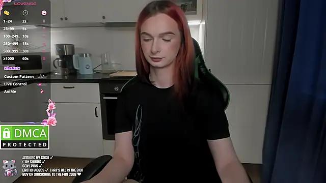 Lee_Loo from StripChat