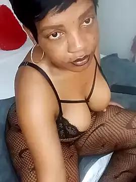 Lelo-Naughty from StripChat is Freechat