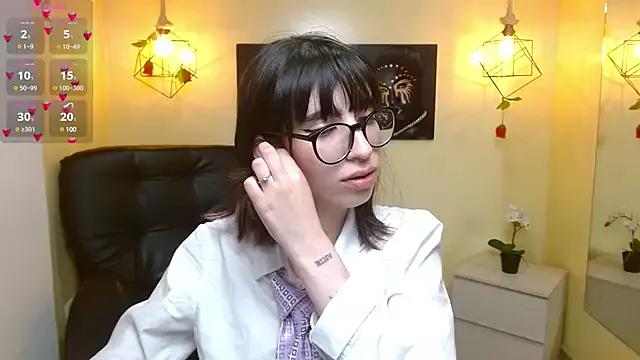 Girls and cam to cam: Watch as these sophisticated entertainers uncover their stunning costumes and curvaceous curves online!