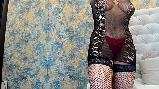 LennaRosse from StripChat is Freechat