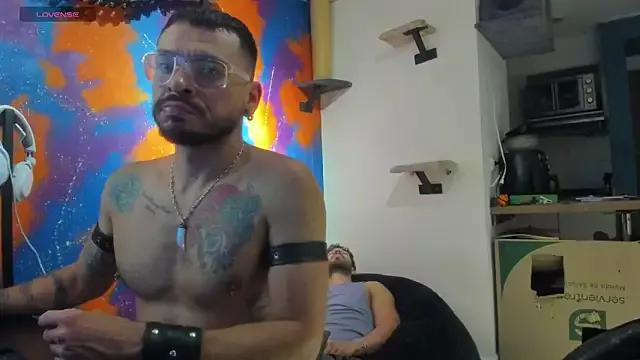 leondevereda from StripChat is Freechat