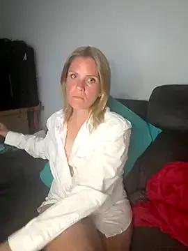 Lexi-Lux-X from StripChat is Freechat