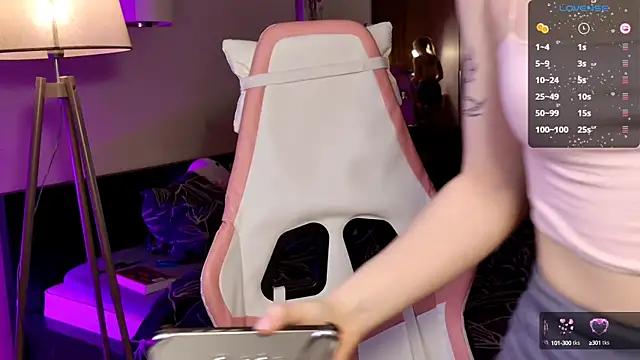 Girls and cam to cam: Watch as these sophisticated entertainers uncover their stunning costumes and curvaceous curves online!