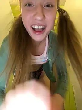 Photos of Lia__Love from StripChat is Freechat