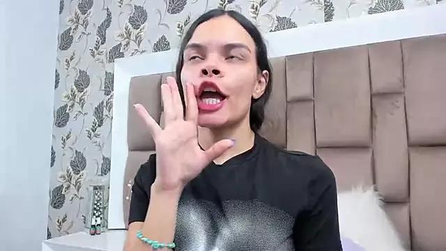 Liah_Evans from StripChat is Freechat