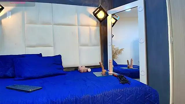 Girls and cam to cam: Watch as these sophisticated entertainers uncover their stunning costumes and curvaceous curves online!