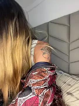 Liamiler01_ from StripChat is Freechat