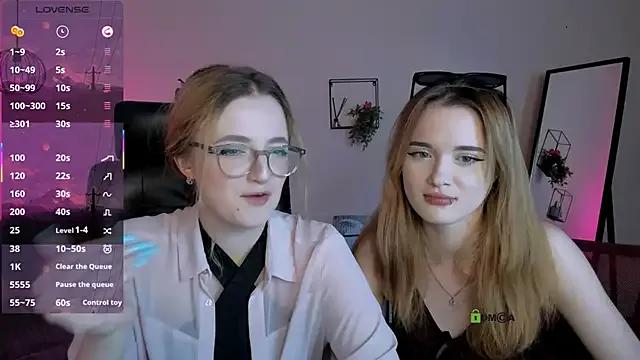 Girls and cam to cam: Watch as these sophisticated entertainers uncover their stunning costumes and curvaceous curves online!