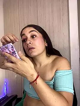 liladiamond_ from StripChat is Freechat
