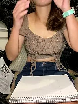 Lilamelon from StripChat is Freechat