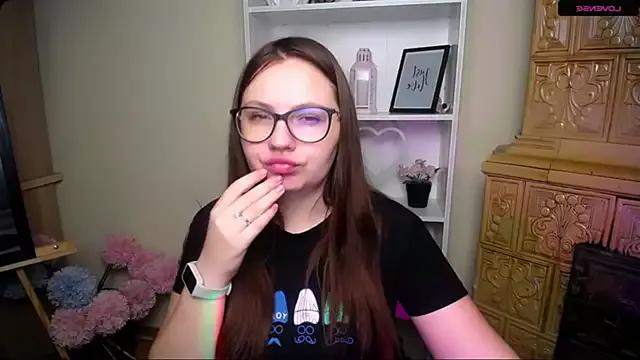 LiliaErmi from StripChat is Freechat